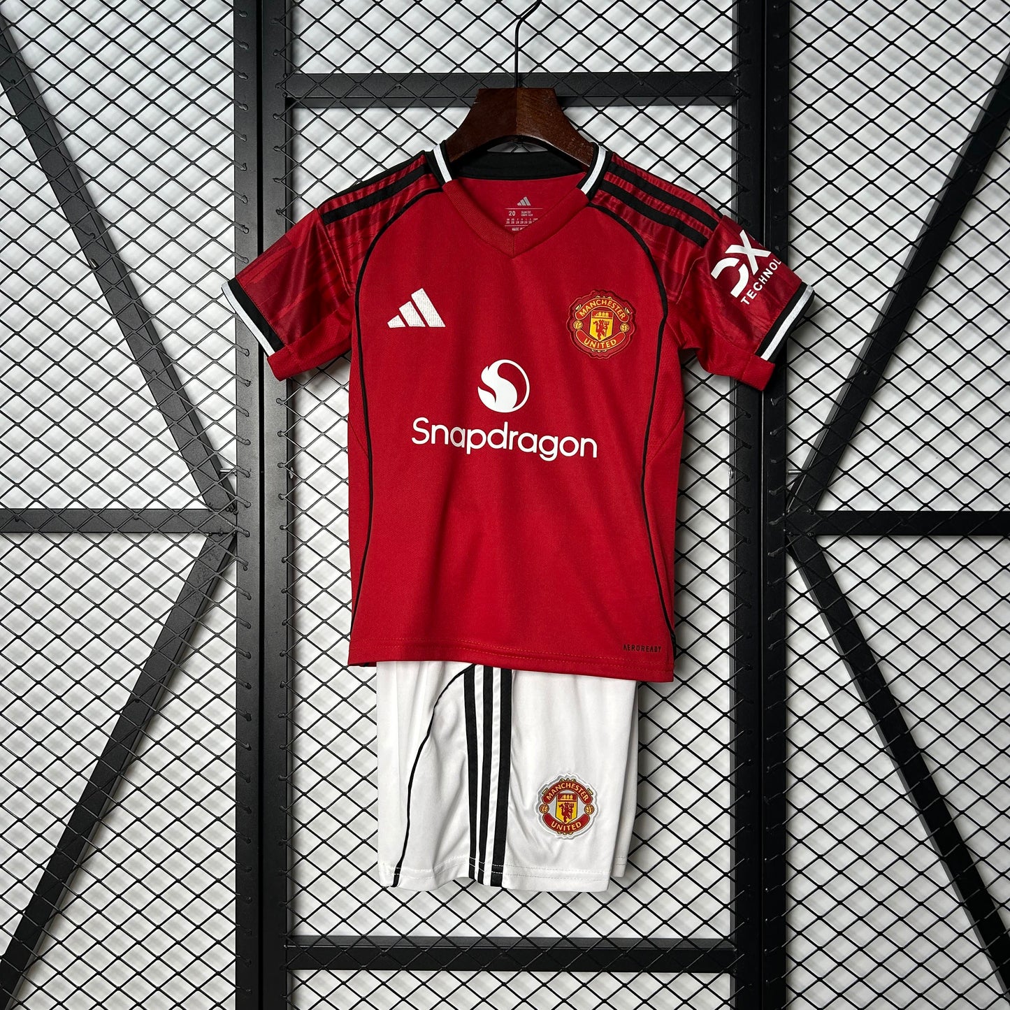 Ensemble Maillot + Short domicile Manchester United - 2025/2026