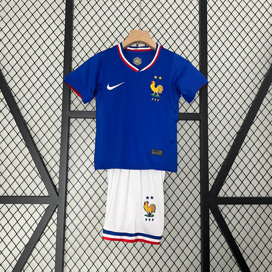 Ensemble Maillot + Short domicile France - 2024